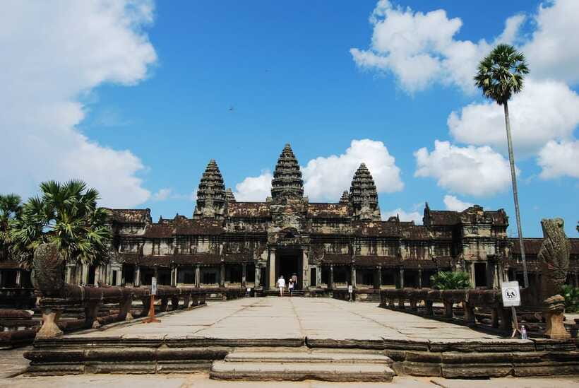 Angkor Wat Full-Day Private Tour with Sunrise - Who will get the most from this Angkor morning
