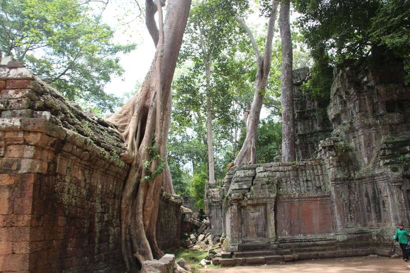 Angkor Wat Full-Day Private Tour with Sunset - What the private format is worth