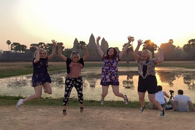 Angkor Wat highlight Tour From Sunrise -Small Group - Angkor Thom and its South Gate