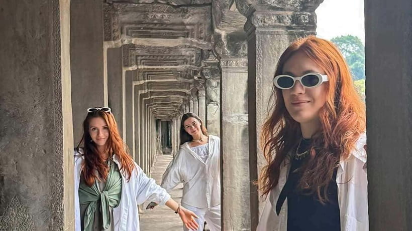 Angkor Wat: Highlights and Sunrise Guided Tour - Leaving Siem Reap at 4:15 AM