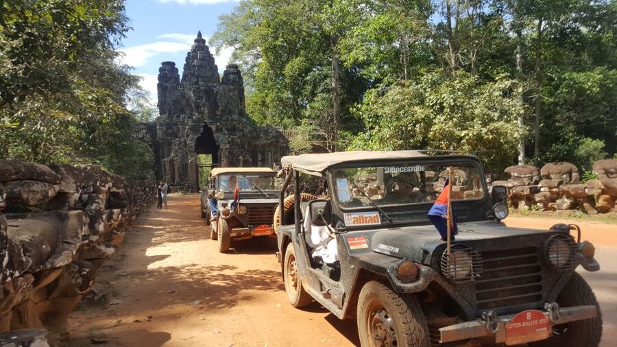 Angkor Wat in a vintage Jeep with driver - jeep rental - A Vintage Jeep Is the Main Attraction