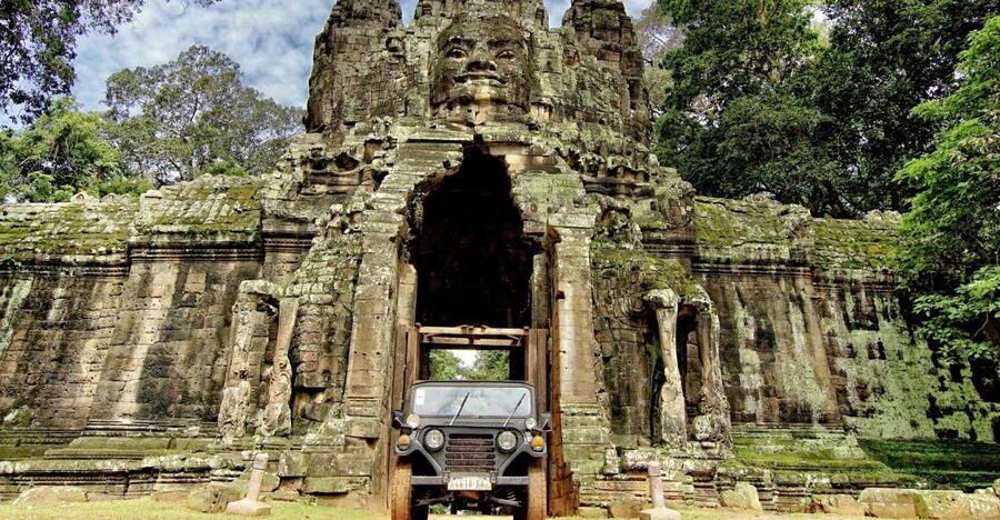 Angkor Wat in a vintage Jeep with driver - jeep rental - Driver Service Versus a Licensed Guide