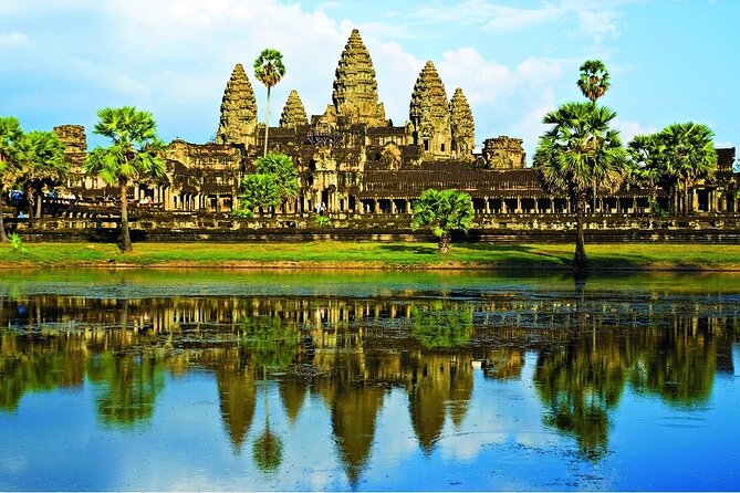 Angkor Wat one Day Private Tour for All Highlight Angkor Temples - Angkor Thom South Gate and Bayon’s stone faces