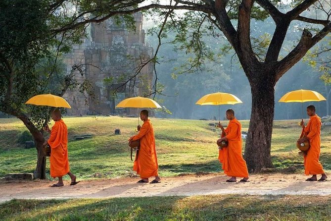 Angkor Wat plus Balloon Ride with Khmer Lunch - Timing, clothing, and practical preparation