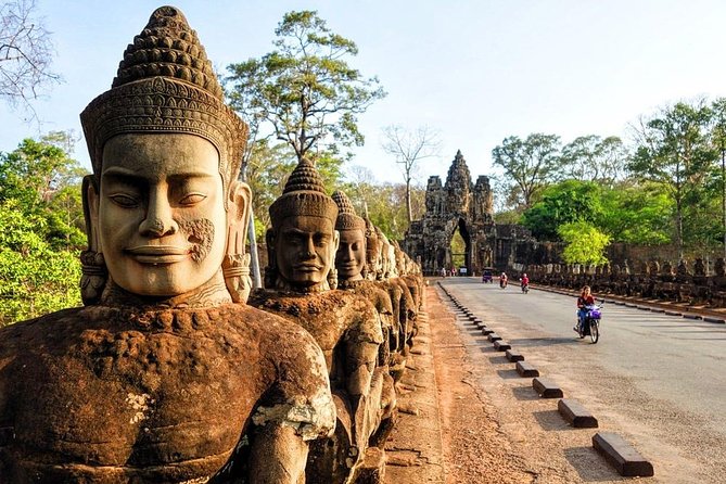 Angkor Wat Private Tour with English Speaking Driver, NO guide - Angkor Thom gives the tour a wider view