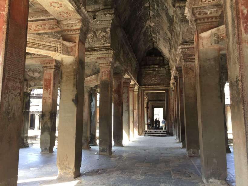 Angkor Wat, Small Circuit Private Tour with Banteay Srei - Banteay Srei rewards the long drive