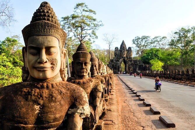 Angkor Wat & Small Tour with Bonteay Srei Temples - Why this private Angkor route works