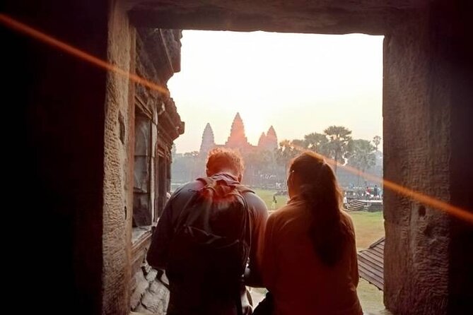 Angkor Wat Sunrise & 3 Main Temples with Breakfast – Small Group - Key points to know before you book
