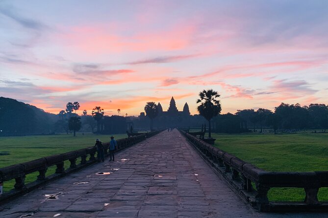Angkor Wat Sunrise and Angkor Thom Sunset Tour - Angkor Wat before sunrise