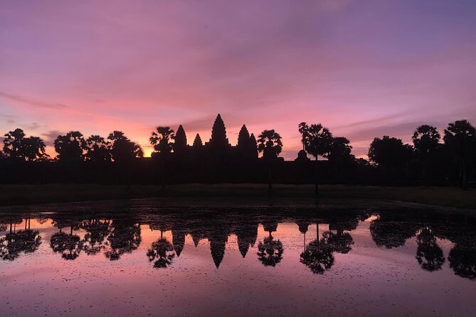 Angkor Wat Sunrise and Tonle Sap Lake 1.5 Days - The early start and dress rules matter
