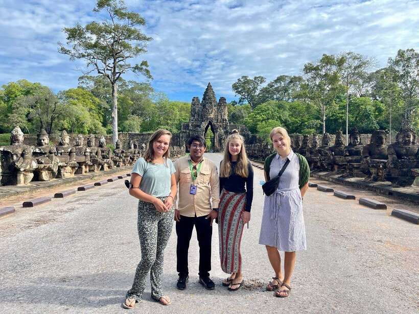 Angkor Wat Sunrise, Banteay Srei, Bayon & Ta Prohm Temple - The $80 price and the real daily cost
