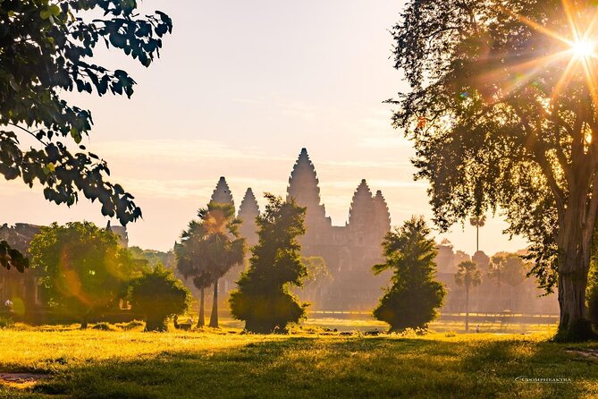 Angkor Wat Sunrise Guided Join-In Tour/Private Tour - Breakfast after the sunrise circuit