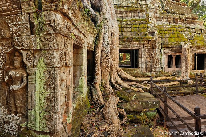 Angkor Wat Sunrise or Sunset Tour with Guide from Siem Reap - South Gate, Bayon, and the Angkor Thom area