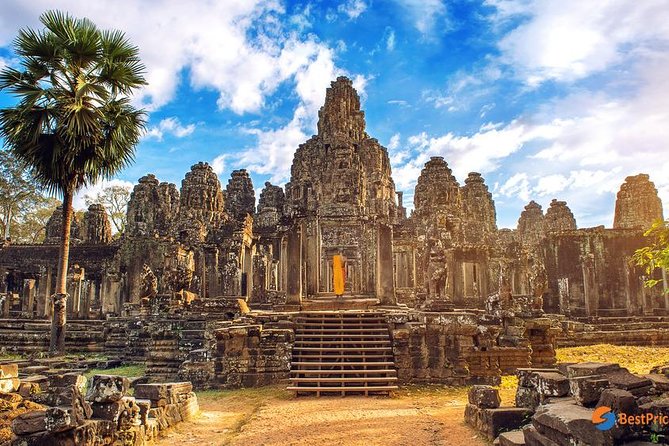 Angkor Wat: Sunrise or Sunset Tours with Tuk Tuk - Angkor Wat: give the first temple three hours