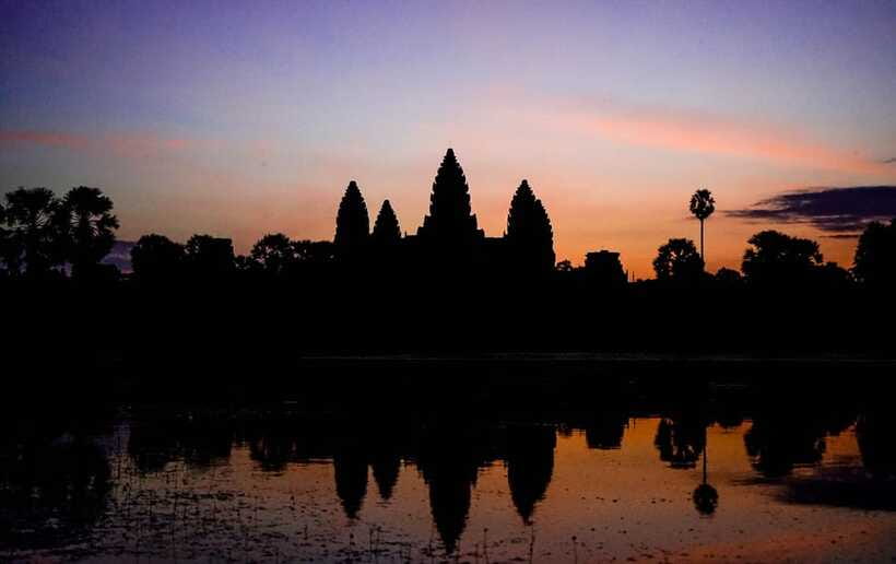 Angkor Wat Sunrise Private Tuk-Tuk Guided Tour - Lunch with local dishes near the temples