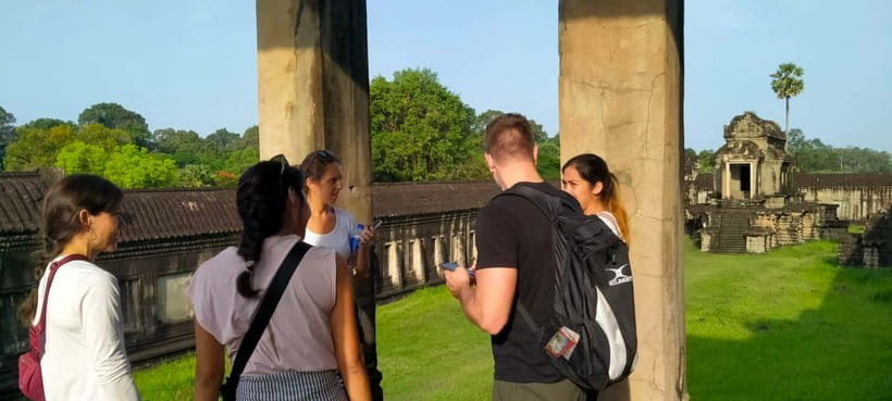 Angkor Wat Sunrise Private Tuk-Tuk Guided Tour - Tuk-tuk travel and the small group setup