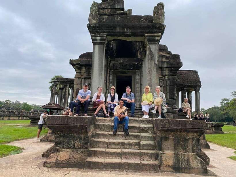 Angkor Wat Sunrise Shared Tours: Bayon-Ta Prohm-Banteay Srei - Guides add the human side of the visit