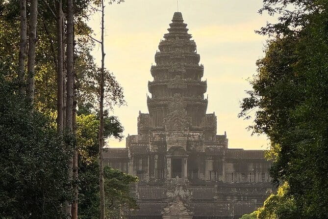 Angkor Wat Sunrise Small-Group 1-Day Tour from Siem Reap - Baphuon and its steep temple steps