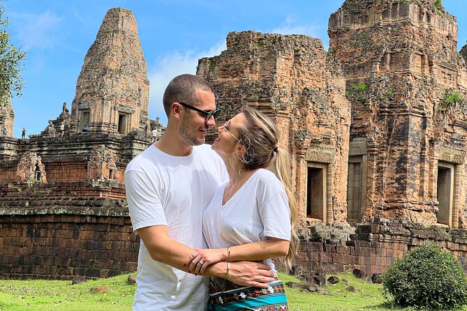 Angkor Wat Sunrise Small Group Tour With Breakfast - Bayon and the great faces of Angkor Thom