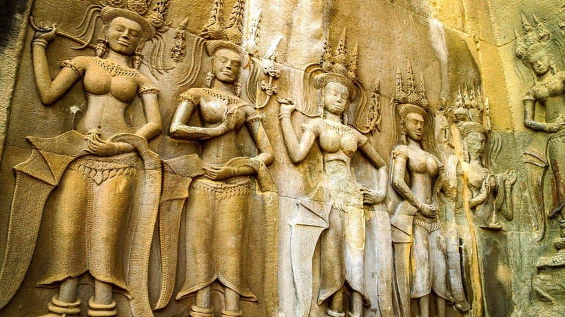 Angkor Wat: Sunrise: Ta Prohm and Bayon Temple Tour - Guides, transport, and the small comforts