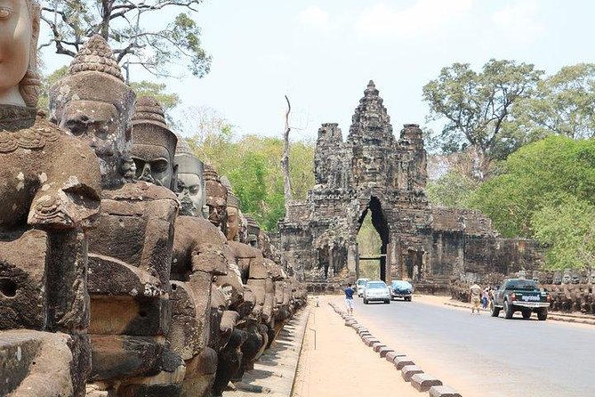 Angkor Wat Sunrise Tour - What the private format changes