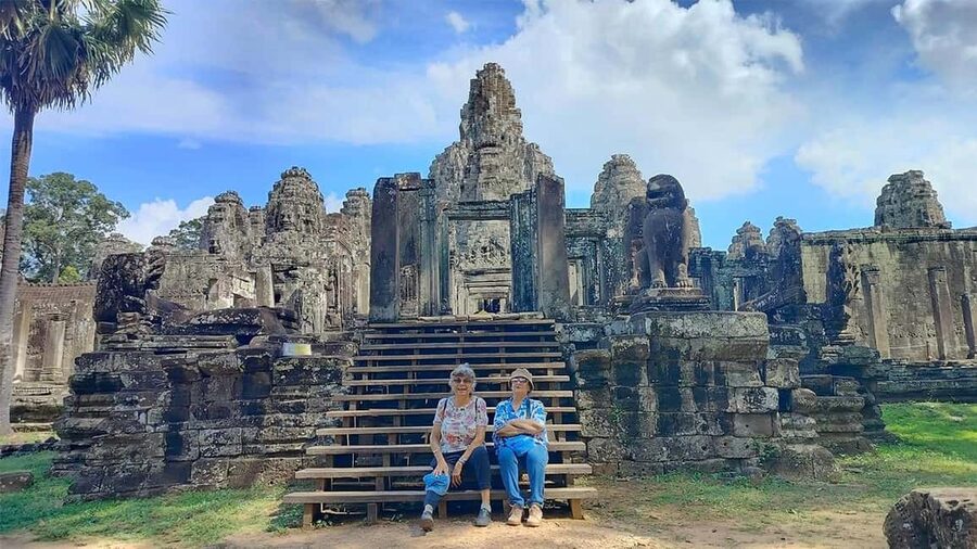 Angkor Wat Sunrise Tour Half-Day (Join-In-Tour) - What the guide and vehicle add