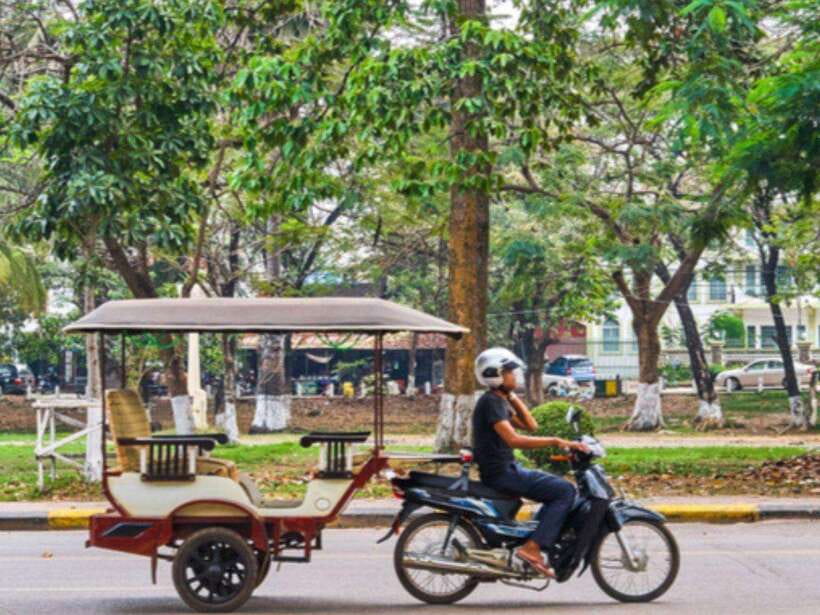 Angkor Wat Tour by Tuk-Tuk with English Speaking Driver - Angkor Wat: two hours with Cambodia’s most famous temple