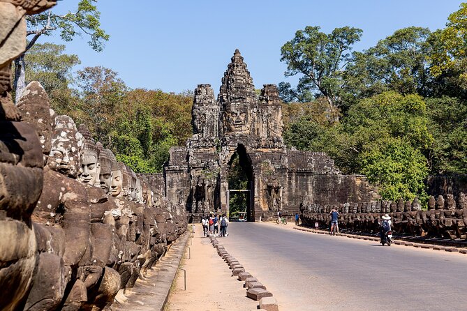 Angkor Wat Tour, Explore The Main Temples With Tour Guide - Bayon’s stone faces at Angkor Thom