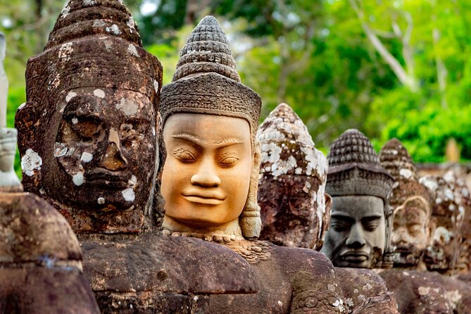 Angkor World Heritage with Sunrise - Small Group - The guide can shape the whole morning