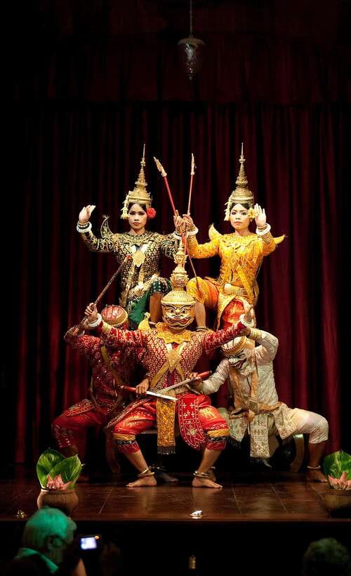 Apsara Performance include Dinner & hotel pick up - What the Apsara performance adds to the evening