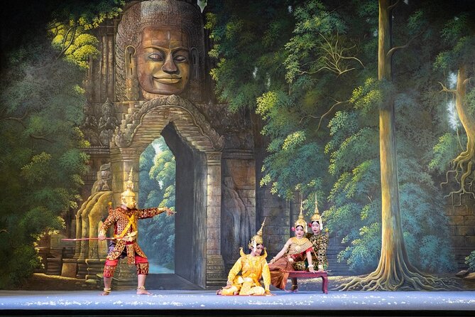 Apsara Theatre Performance include Dinner & hotel pick up - Finding a good seat for the dance