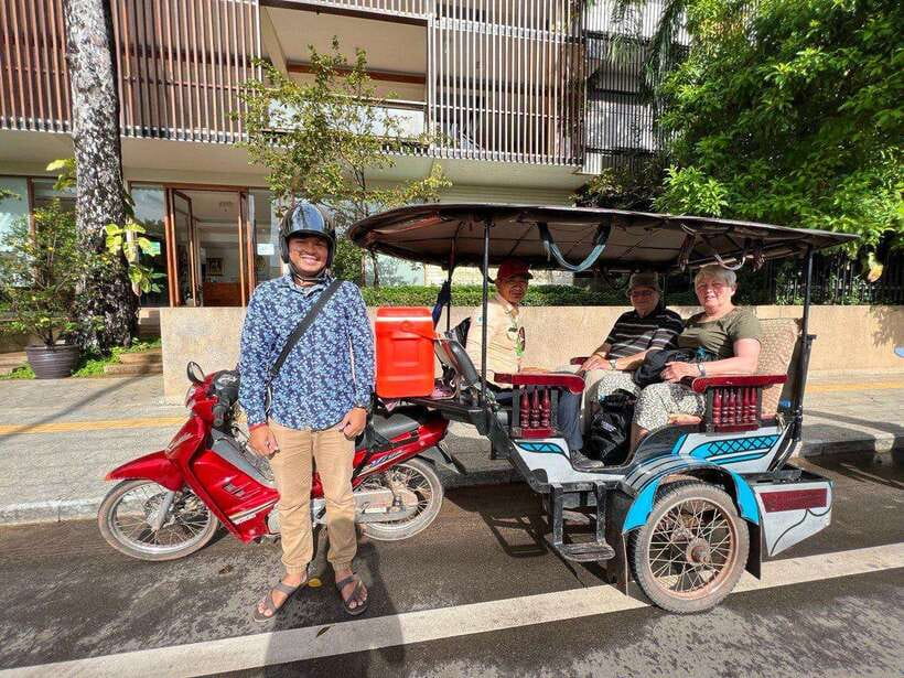 Apsara Traditional Dances & Local Buffet with Tuk-Tuk Ride - What the Performance Can Teach You