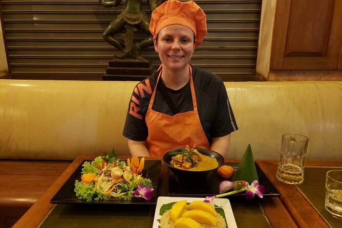 Award-Winning Cooking Class Experience with Professional Teacher - The market visit near Pub Street