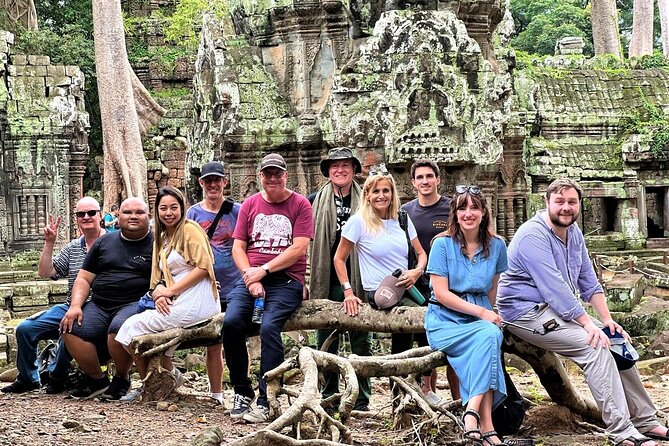 Banteay Srei and Grand Circuit Heritage Tour from Siem Reap - The countryside road to Banteay Srei