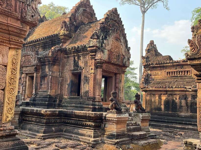 Banteay Srei, Kulen Waterfall & Beng Mealea Small-Group Tour - Preah Ang Thom and the reclining Buddha