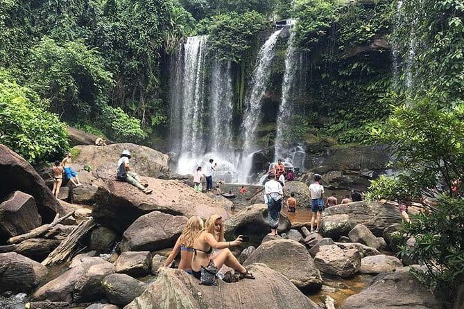Banteay Srei Temple and Kompong Phluk Village Private Tour - Who will get the most from this tour