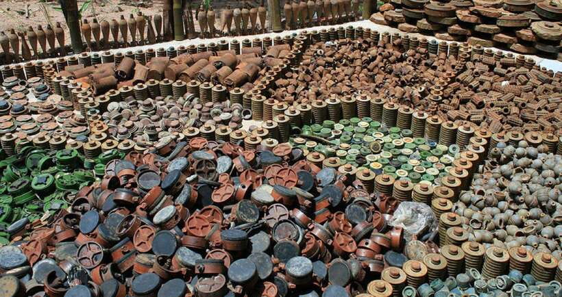 Bantey Srei, Kbal Spean and Landmine museum Private Tuk-Tuk - Why you should leave Siem Reap early