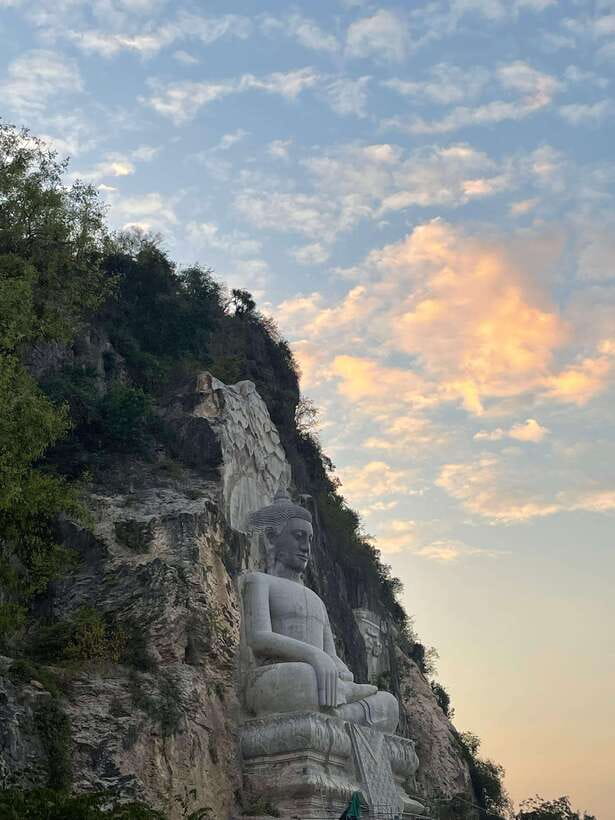 Battambang: Bamboo Train, Bat Cave and Killing Cave Tour - Battambang’s colonial center and local symbols