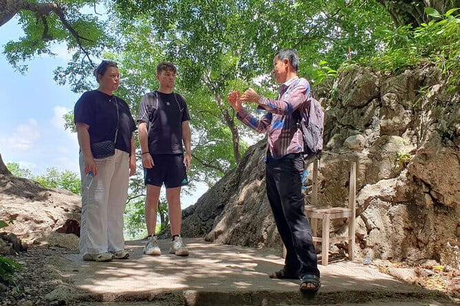 Battambang City and Country side Full day Tour - Ek Phnom, an older ruined temple