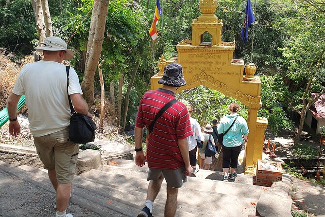 Battambang Day Trip from Siem Reap - Bamboo Train, Killing Cave - Understanding the Killing Caves