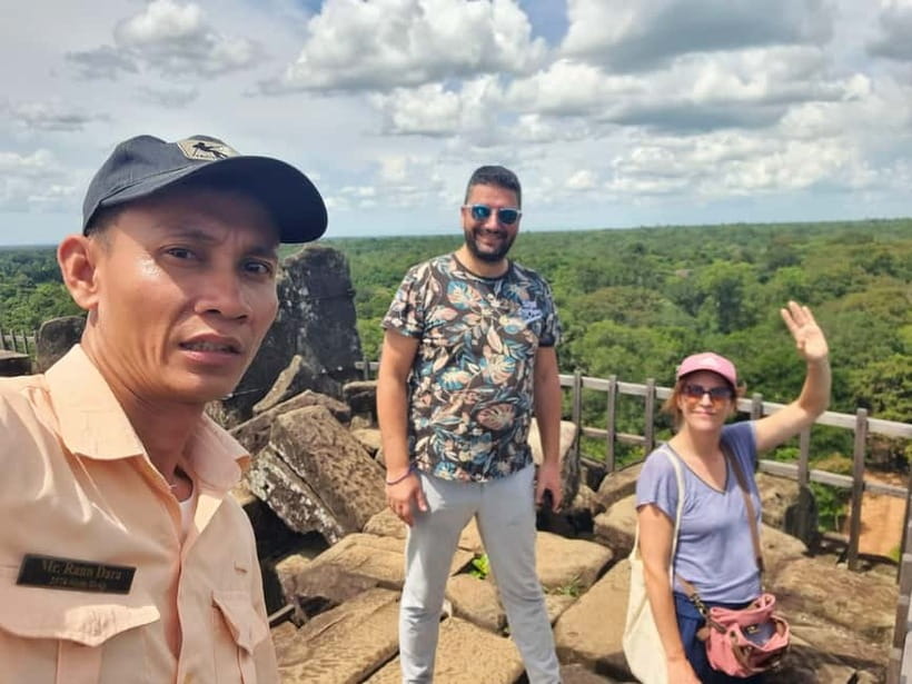 Beng Mealea, Koh Ker & Floating village Day Tour - Beng Mealea: a temple under the trees