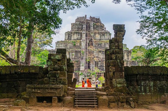Beng Melea & Koh Ker Temples Small-Group Tour - Beng Mealea, where the jungle reaches into the stone