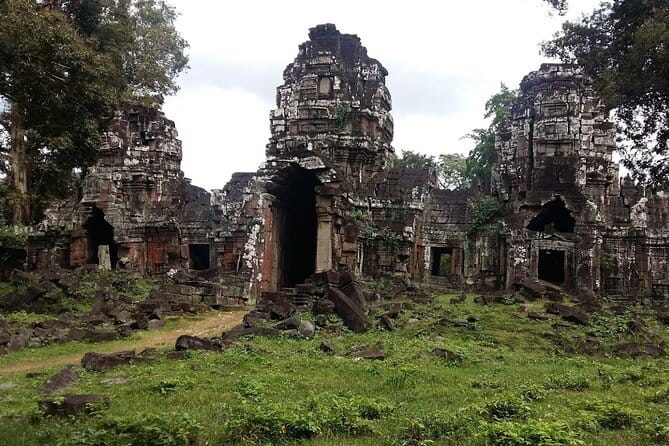 Best Driver Taxi From Siem Reap To Phnom Penh - English Speaking - Meeting Same Sa Vat, the English-speaking driver