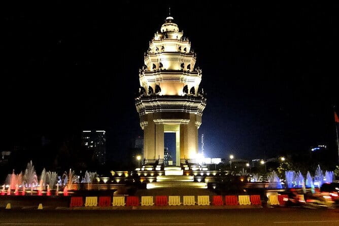 Best Driver Taxi From Siem Reap To Phnom Penh - English Speaking - The private format suits families and groups