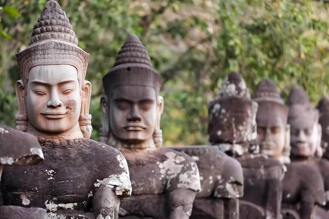 Best of Siem Reap 3-Day Private Tour to Angkor Wat & Tonle Sap - The private guide makes the difference