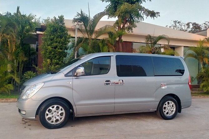 Best Private taxi Phnom Penh to Siem Reap - English Speaking - The ancient bridge stop