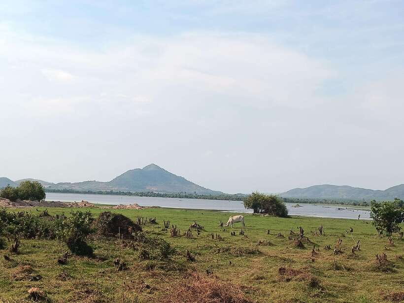 Bokor mountain, Pepper plantation and Man-made lake - Brateak Krola Lake and its difficult past