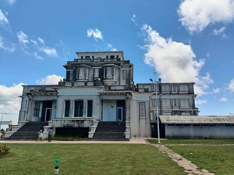 Bokor mountain, Pepper plantation and Man-made lake - The tuk tuk ride from Kampot
