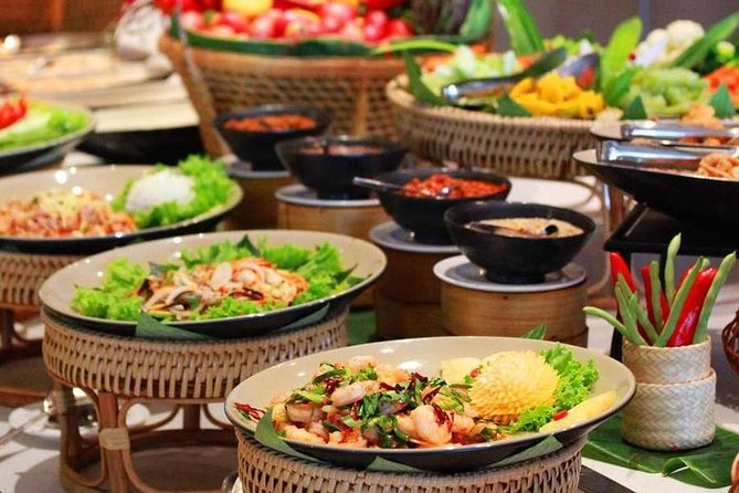 Buffet dinner with Apsara Show (Free 2 ways hotel transfer) - The show and what it adds to your evening