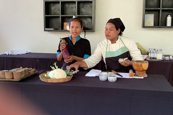 Cambodian Village Cooking Class - The tuk-tuk ride into the countryside